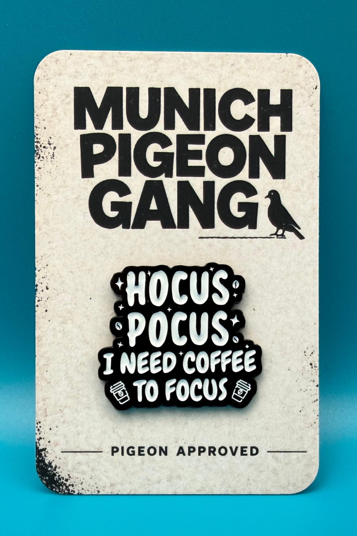 Hocus Pokus - I need Coffee to Focus - Emaille Pin